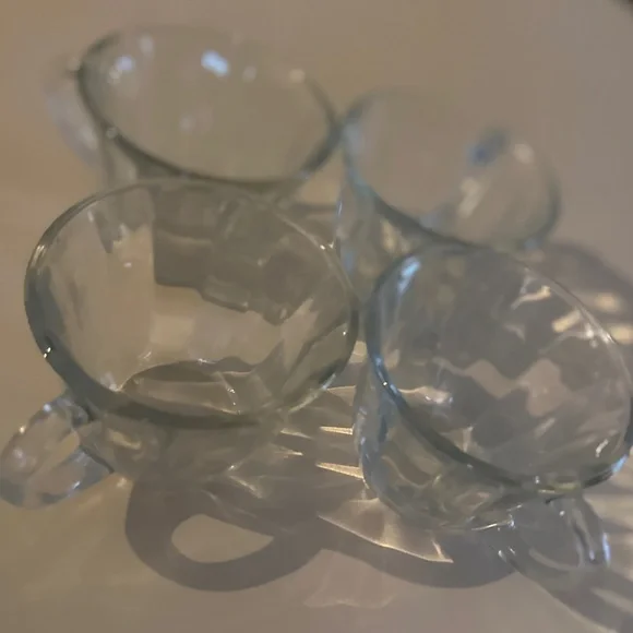 Vintage 1970s Tulip Inspired Punch Bowl Glasses (4) - Picture 4 of 7